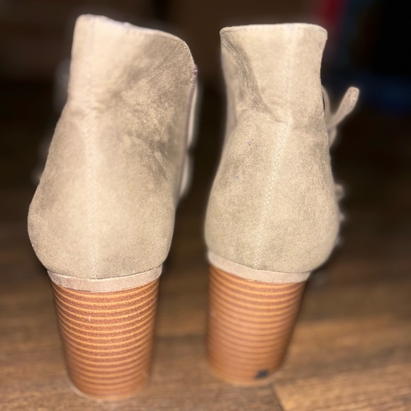 Peep toe booties - Picture 5 of 9